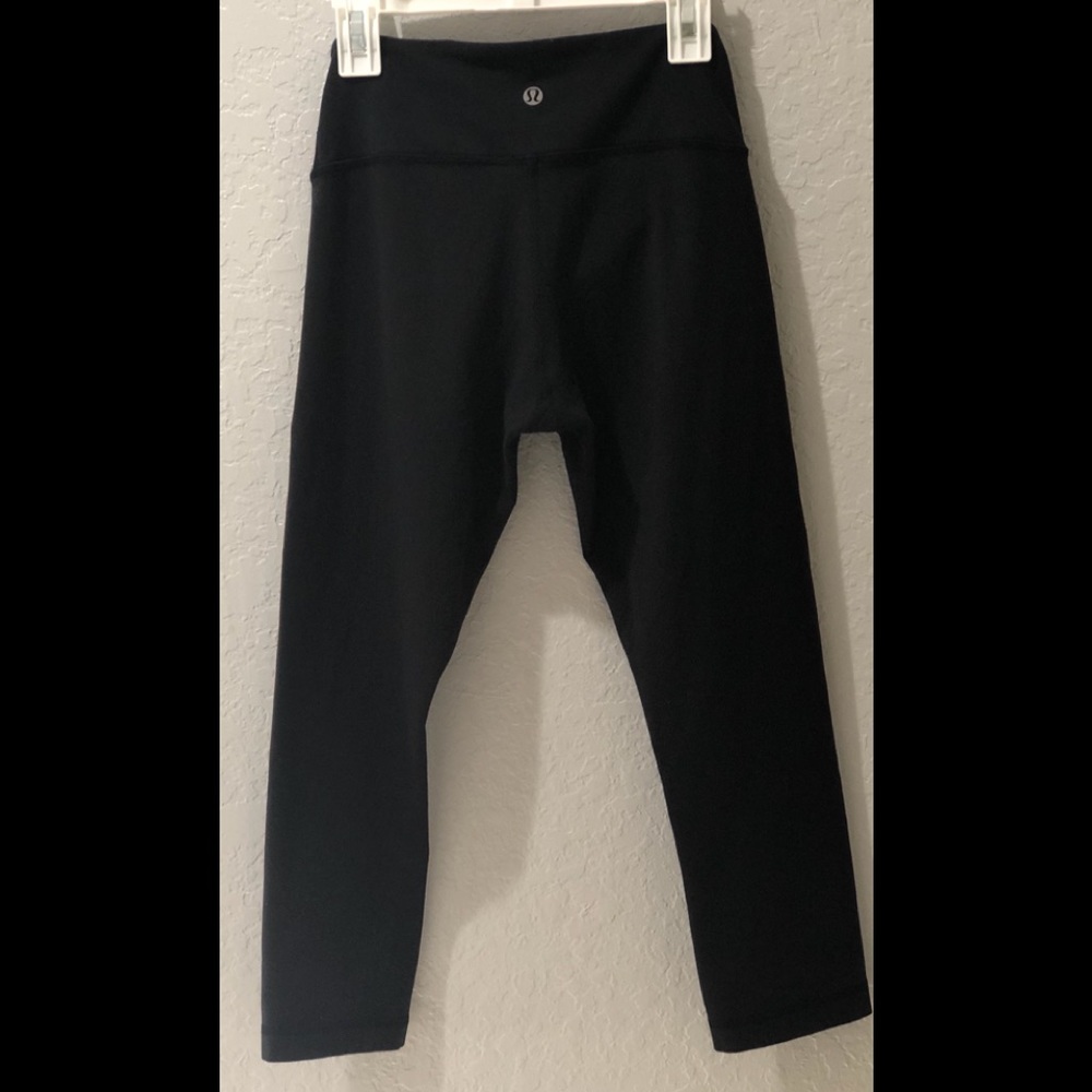 LILULEMON     TRAIN  HIGH CROP LEGGINGS